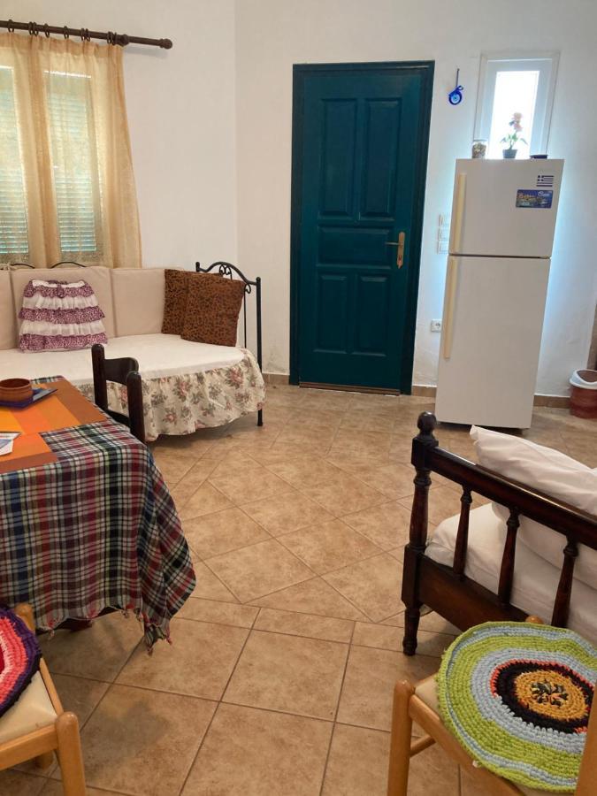 Agkyra Rooms Aladhinon Екстер'єр фото