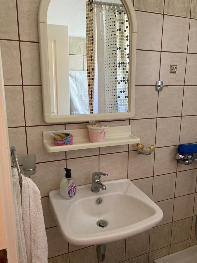 Agkyra Rooms Aladhinon Екстер'єр фото